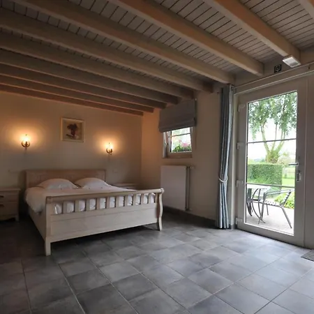 Knotwilgenhoeve Couette-café 4*