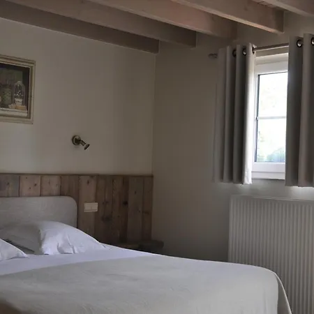 Bed & Breakfast Knotwilgenhoeve 4*